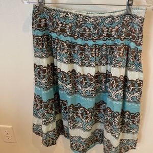 Mac & Jac Ladies skirt size 4